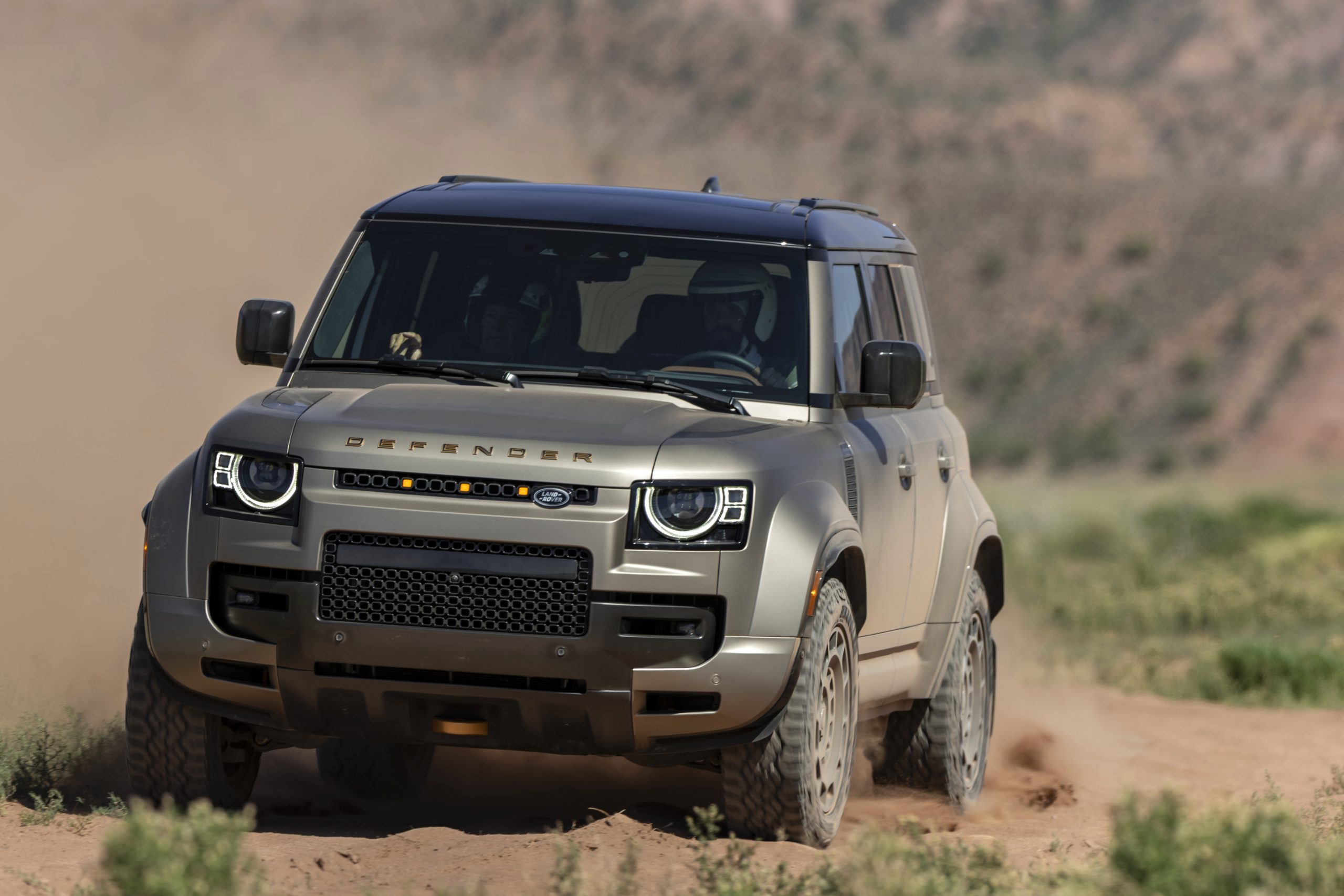 Meet the Defender OCTA—Reigning King of Luxury Flagship Off-Road SUVs