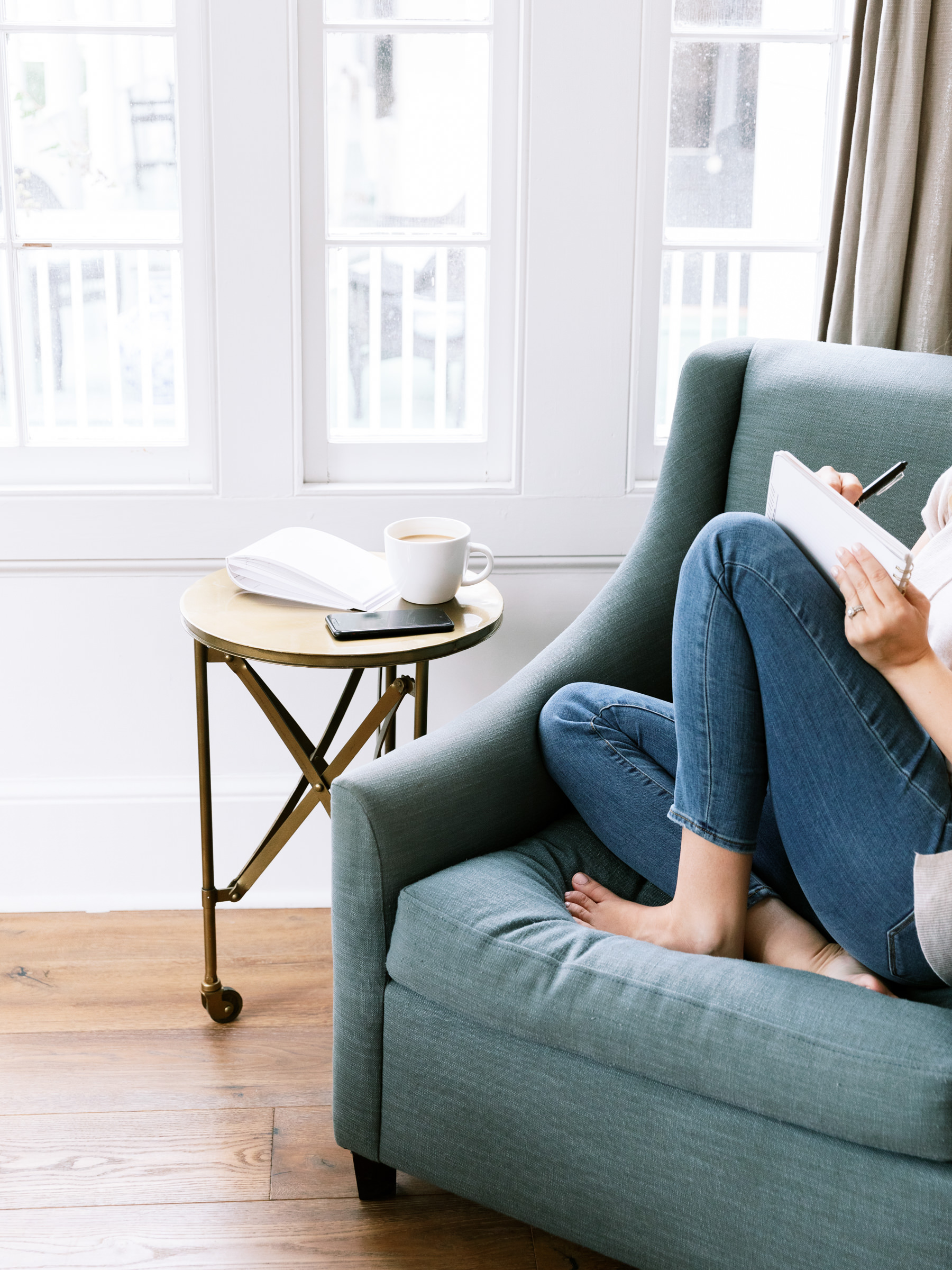 Dr. Jen Moran-Kobes Inspires Women to Rewrite Their Next Chapter + Tips to Enter Yours