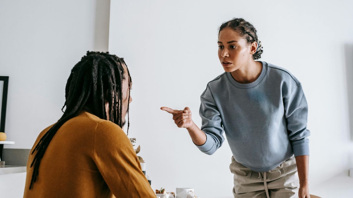 The Mind Games Narcissists Use in Arguments to Wear You Down