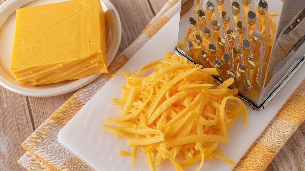 Why Mature Cheddar Might Be the Friendliest Cheese for Your Gut