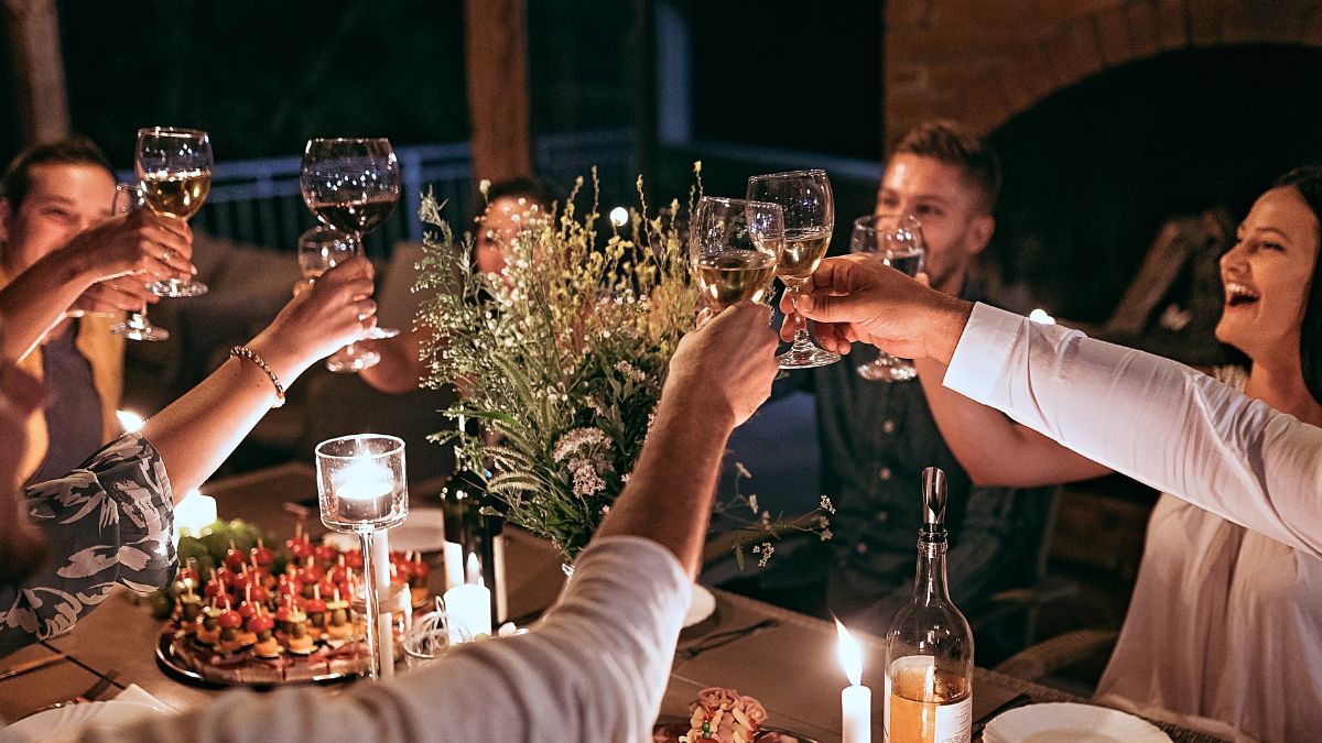 The Christmas Gathering Sign That Could Hint at a Psychopath