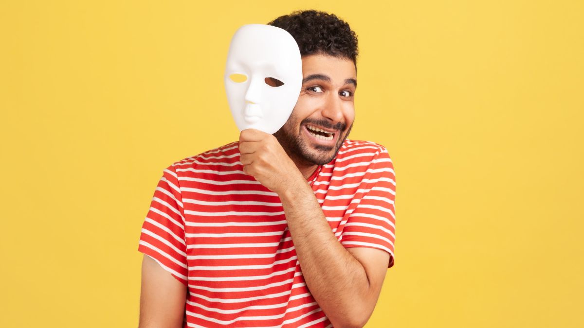 Four Zodiac Signs Said to Be Masters of Lying