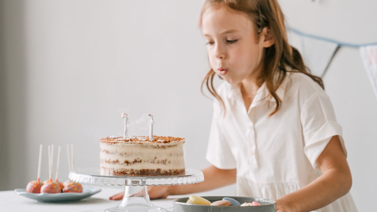 No One Showed Up to This 7-Year-Old’s Birthday Party, Mom Reveals in Heartbreaking Viral Story