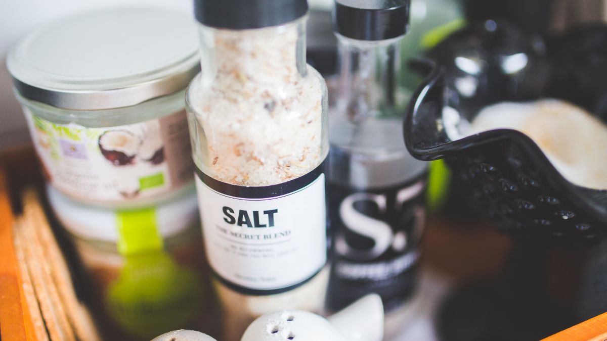 Dermatologists Warn This Everyday Dinner Habit Speeds Up Skin Aging