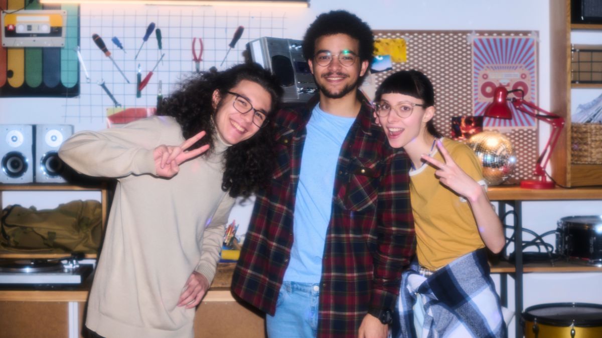 20 Things ’90s Kids Had to Do Alone