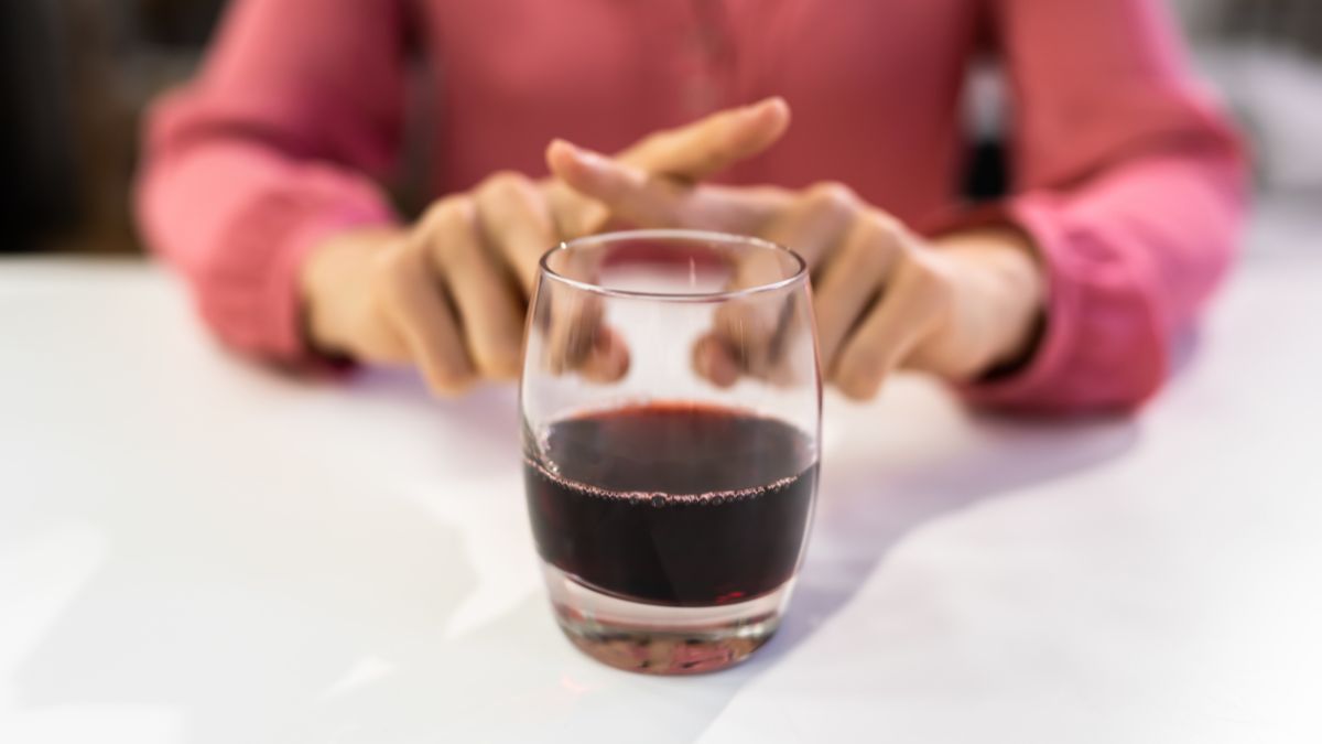 A Month Without Alcohol That Could Reset Your Habits