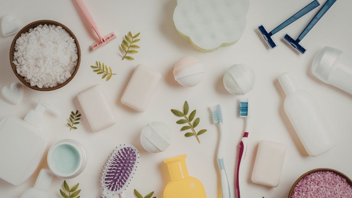 Bathroom Items You Need to Throw Away Immediately