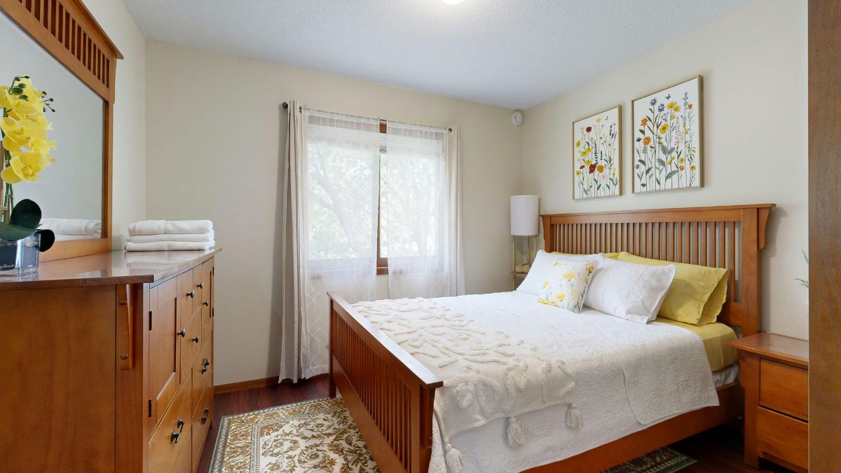 Things Feng Shui Experts Say You Should Never Keep Under Your Bed