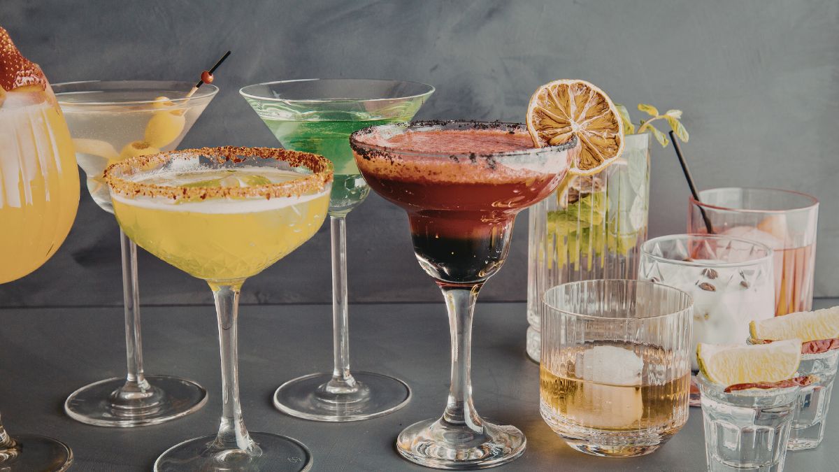 Cocktails That Have More Calories Than a Burger