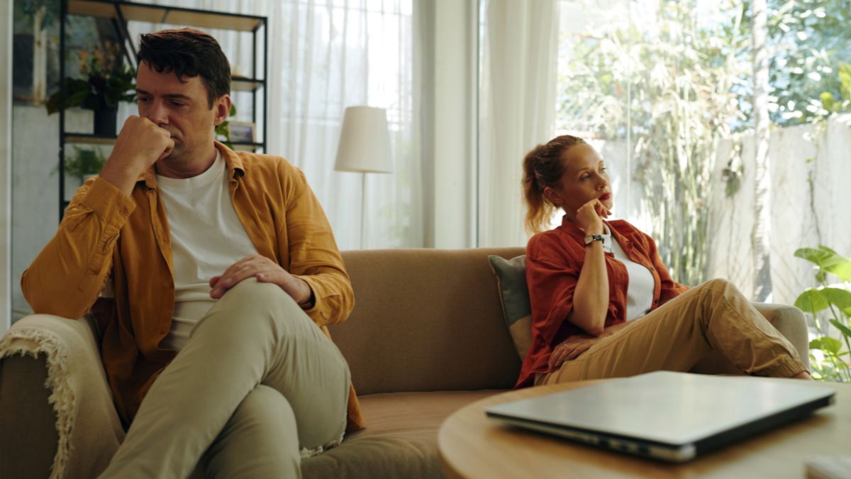 40 Signs Your Partner Is Gaslighting You