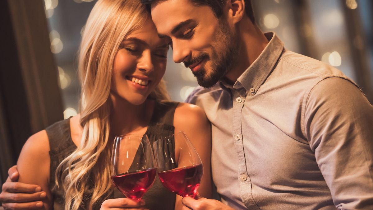 Signs You Are Dating a Sociopath (And How to Leave Safely)