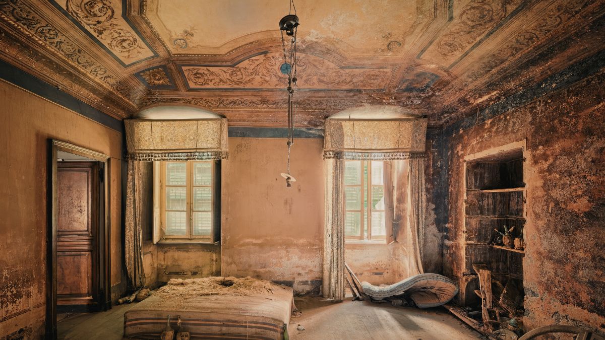 Paint Colors That Make Your House Look Dirty No Matter How Much You Clean