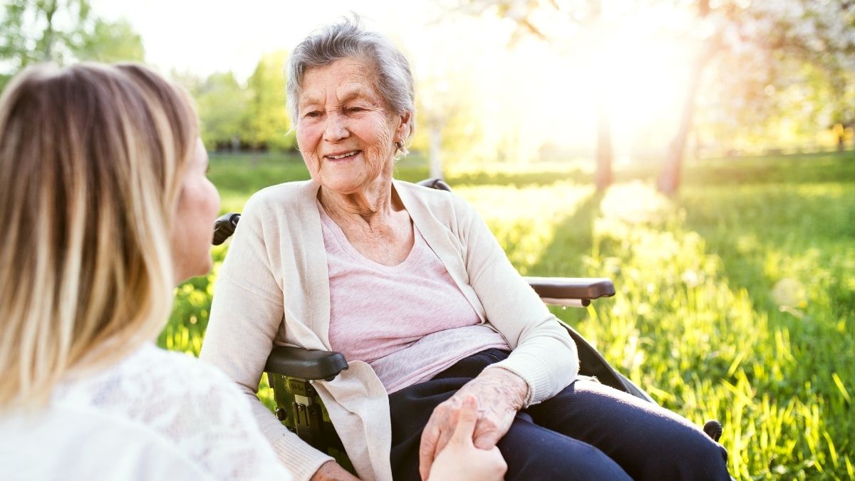 Studies Say Parents Who Use 11 Phrases Often Push Their Kids Away