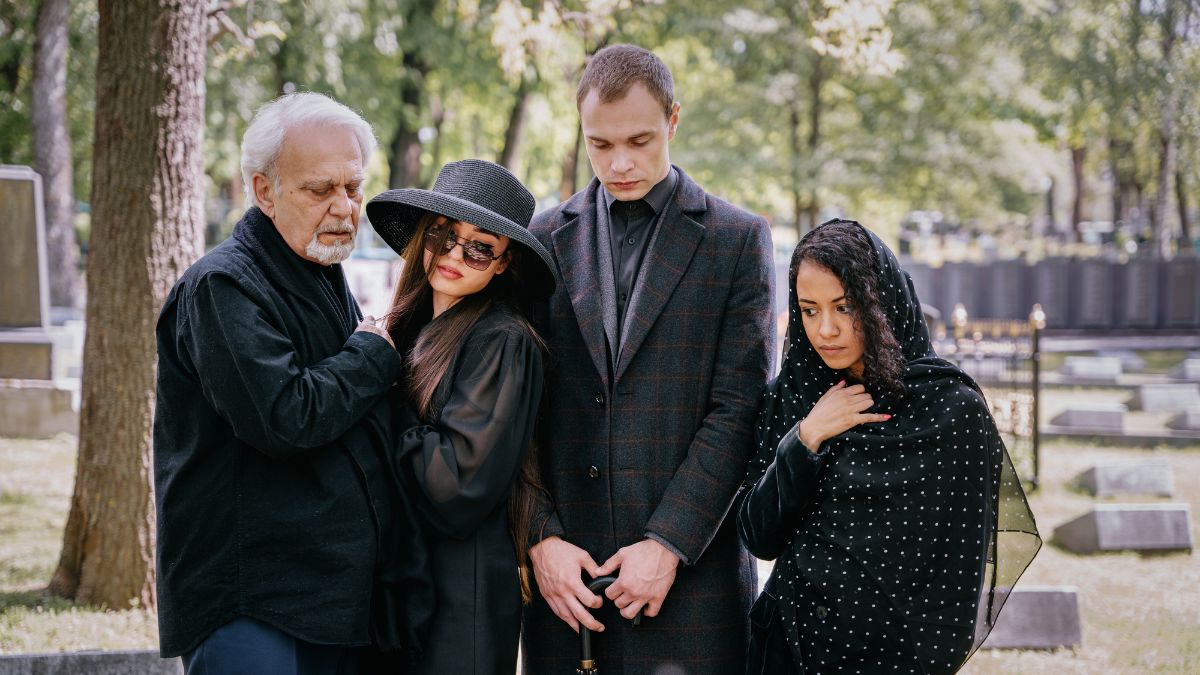 The Worst Things You Can Say to Someone Who Is Grieving