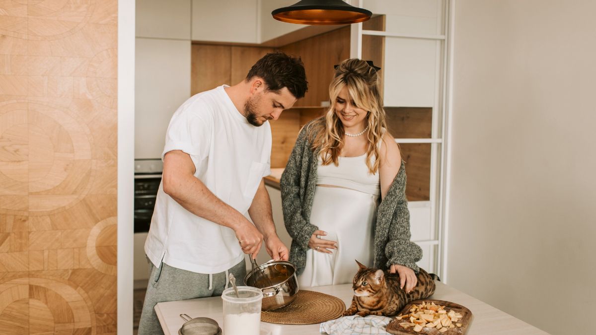 6 Phrases That Suggest a Husband Feels Truly Happy in His Marriage