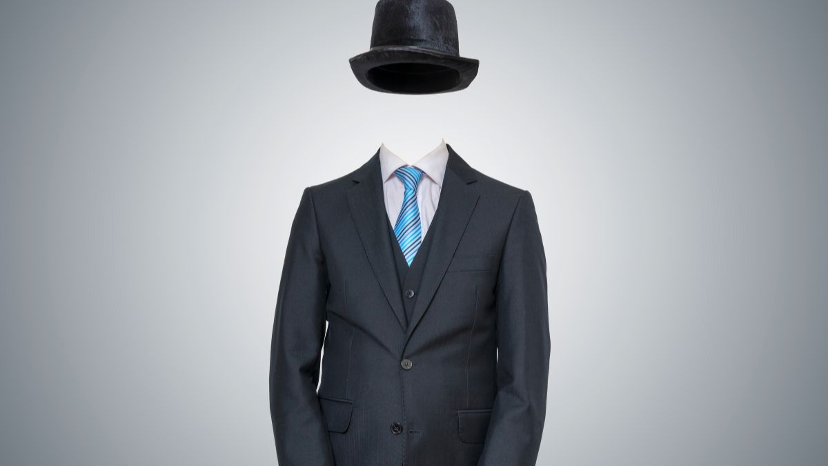 The Invisible Guest Theory Is Helping People Feel Less Awkward at Gatherings