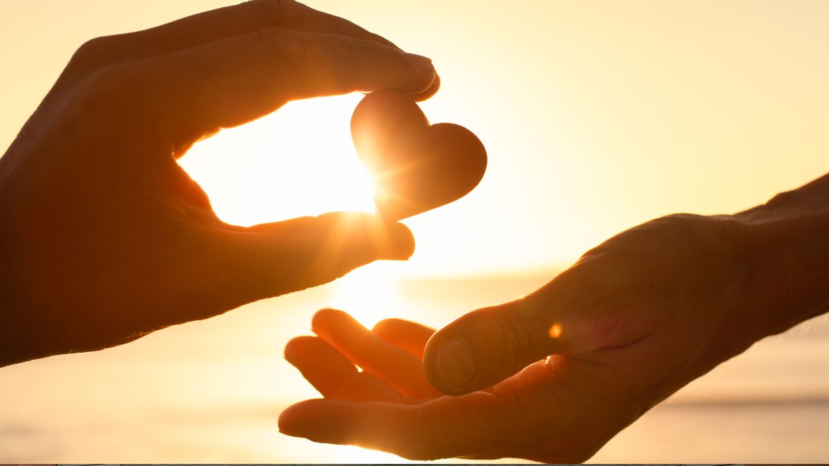 Simple Acts of Kindness That Can Change Someone’s Day