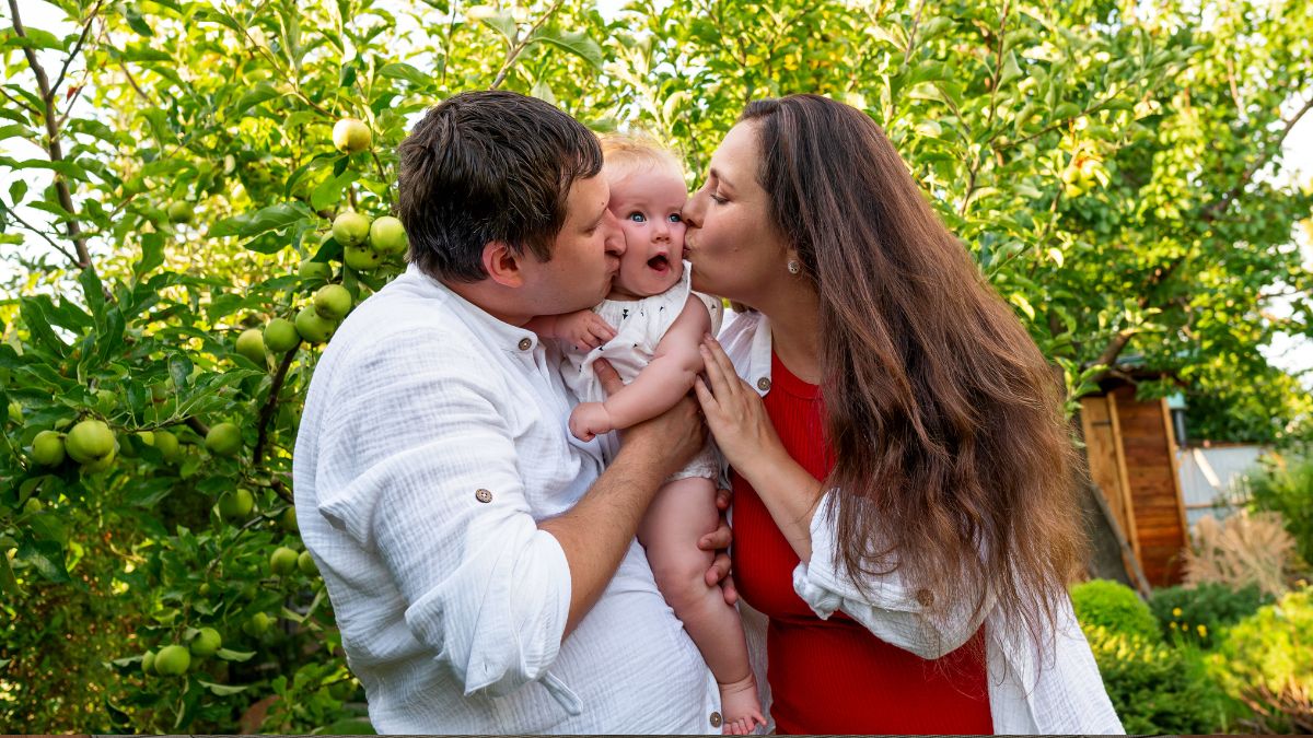She Stopped Grandma From Kissing Her Newborn And Explained Why
