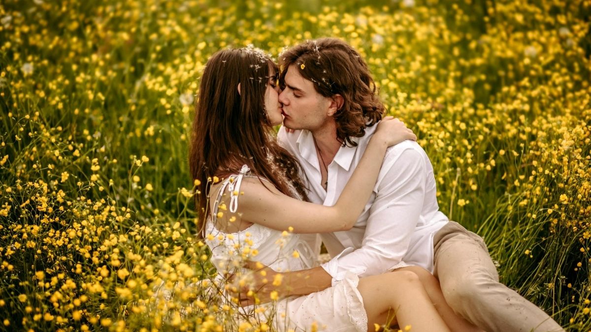 Zodiac Signs That Are the Best Kissers