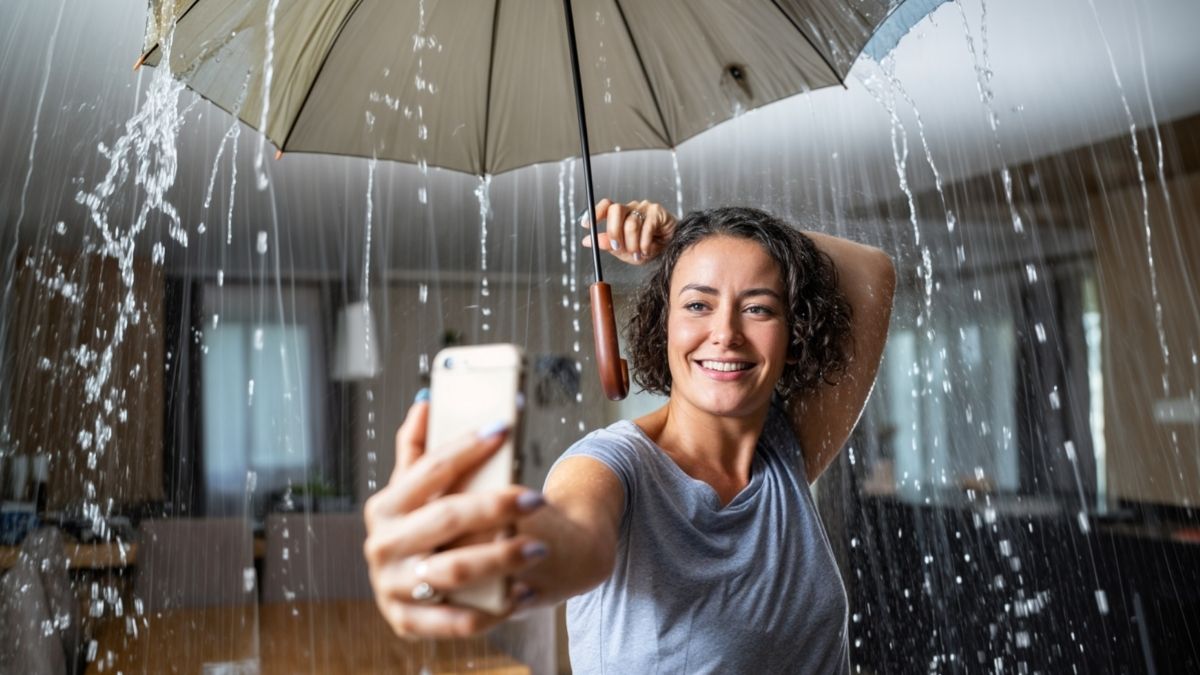 Signs Your Roof Is Leaking and Needs Repair