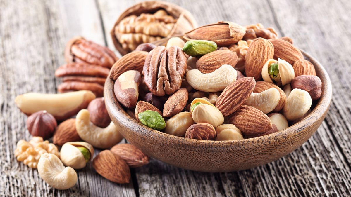 Cardiologists Say This Simple Snack Can Support a Healthier Heart