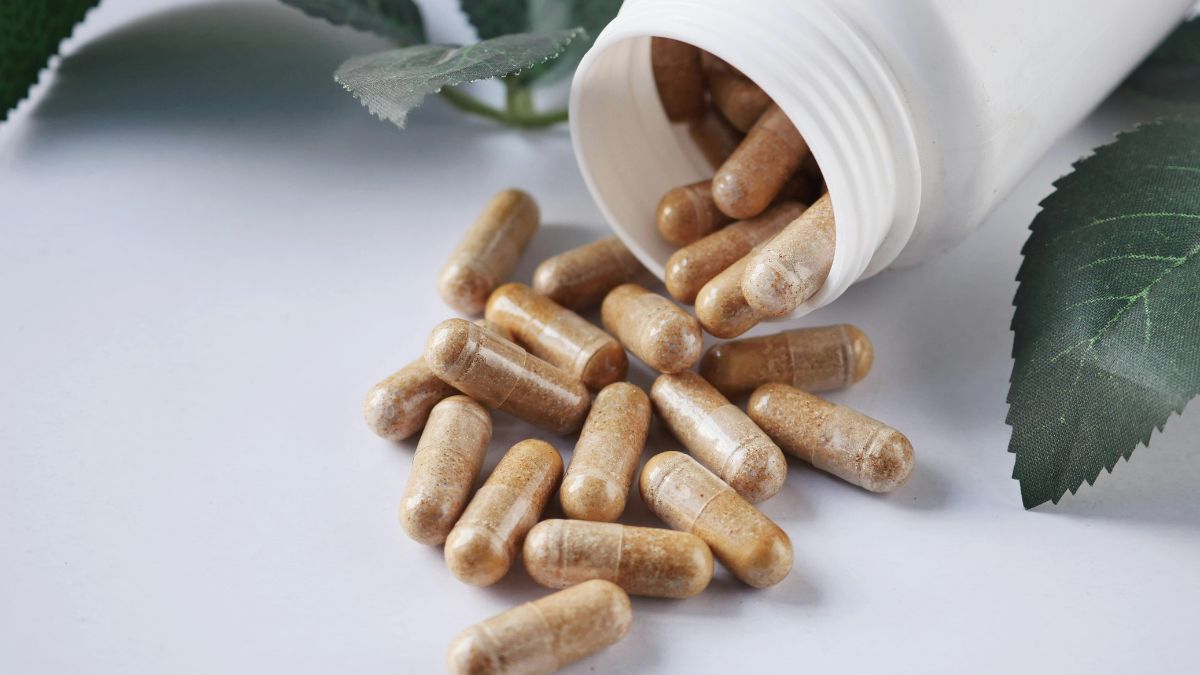 Doctors Say These 4 Supplements Are Best Left Off Your Shelf
