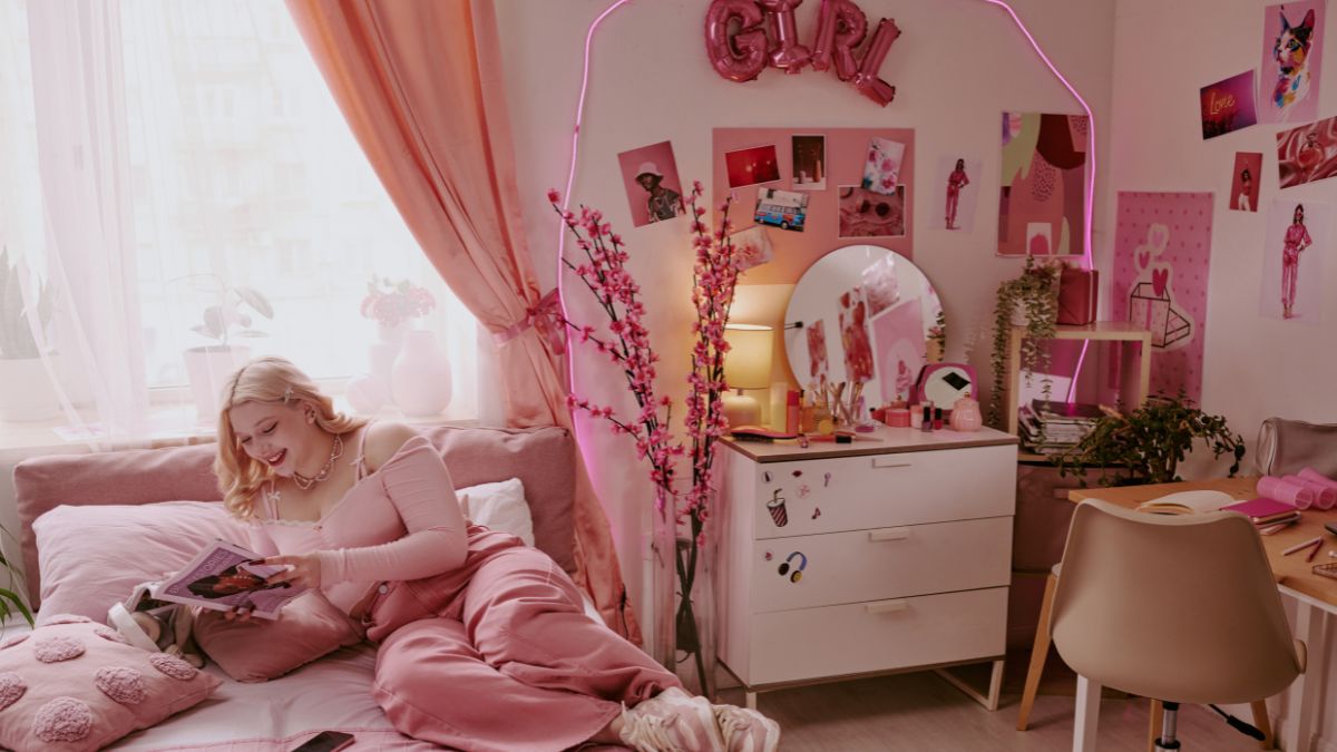 Things Teenagers Hide in Their Rooms That Parents Often Miss