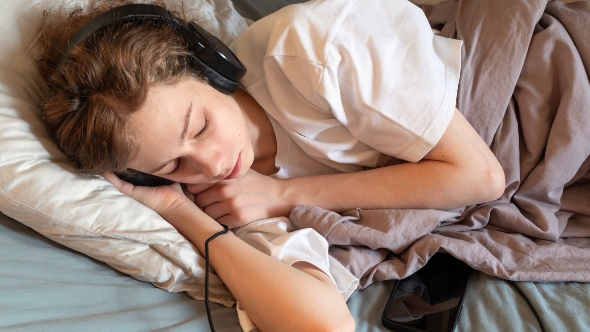 Why Teens Should Be Allowed to Sleep In on Weekends