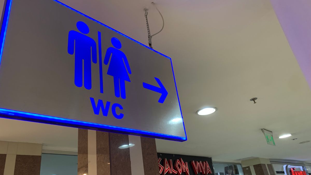 How Often You Should Pee Each Day Based on Your Age