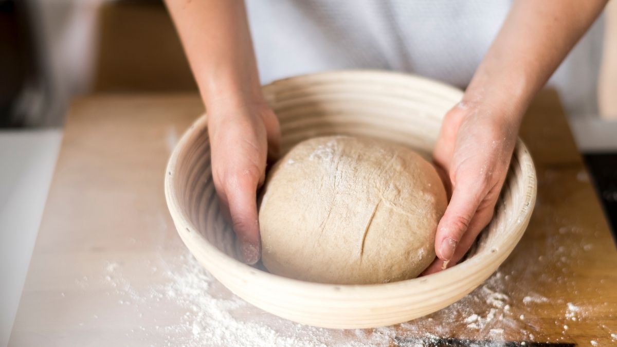 Woman Turns Hinge Into Sourdough Bread Exchange and Becomes Viral Hit
