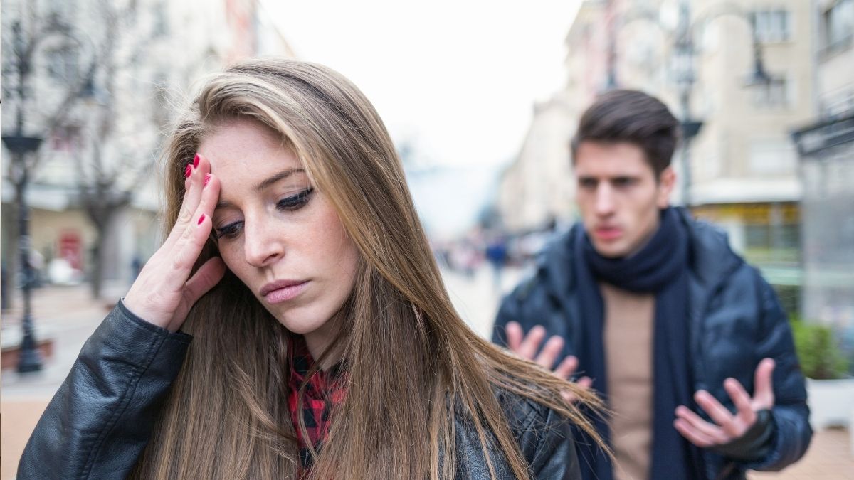 New Phrase For Breaking Up Is Spreading Among Young People And Experts Call It An “Excuse”
