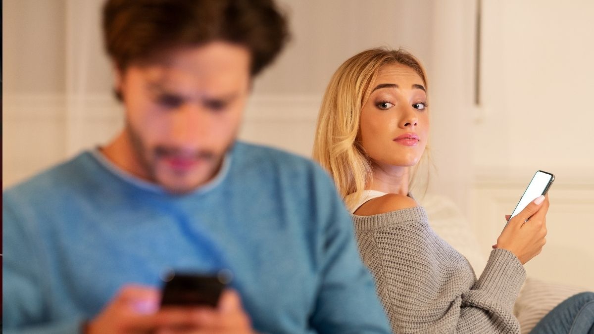 Three Subtle Signs Your Partner Might Be Cheating That You May Not Notice Right Away
