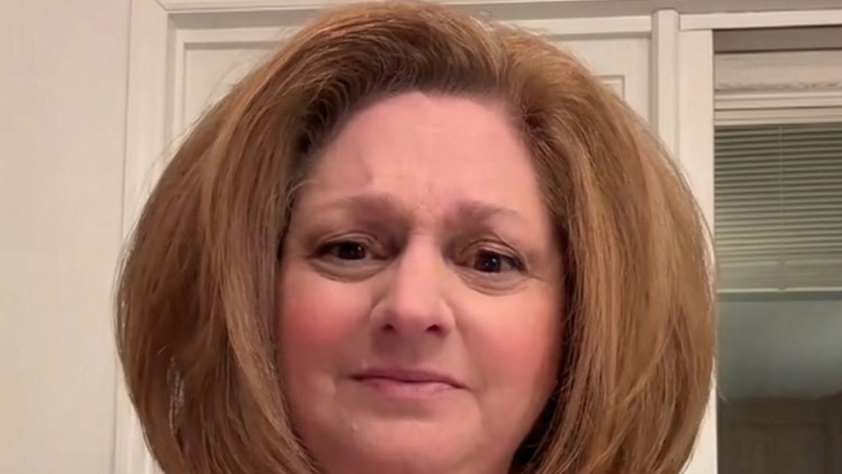 TikToker Aims to Praise Cream Cheese but Her Dramatic Hairstyle Ignites Viral Fame