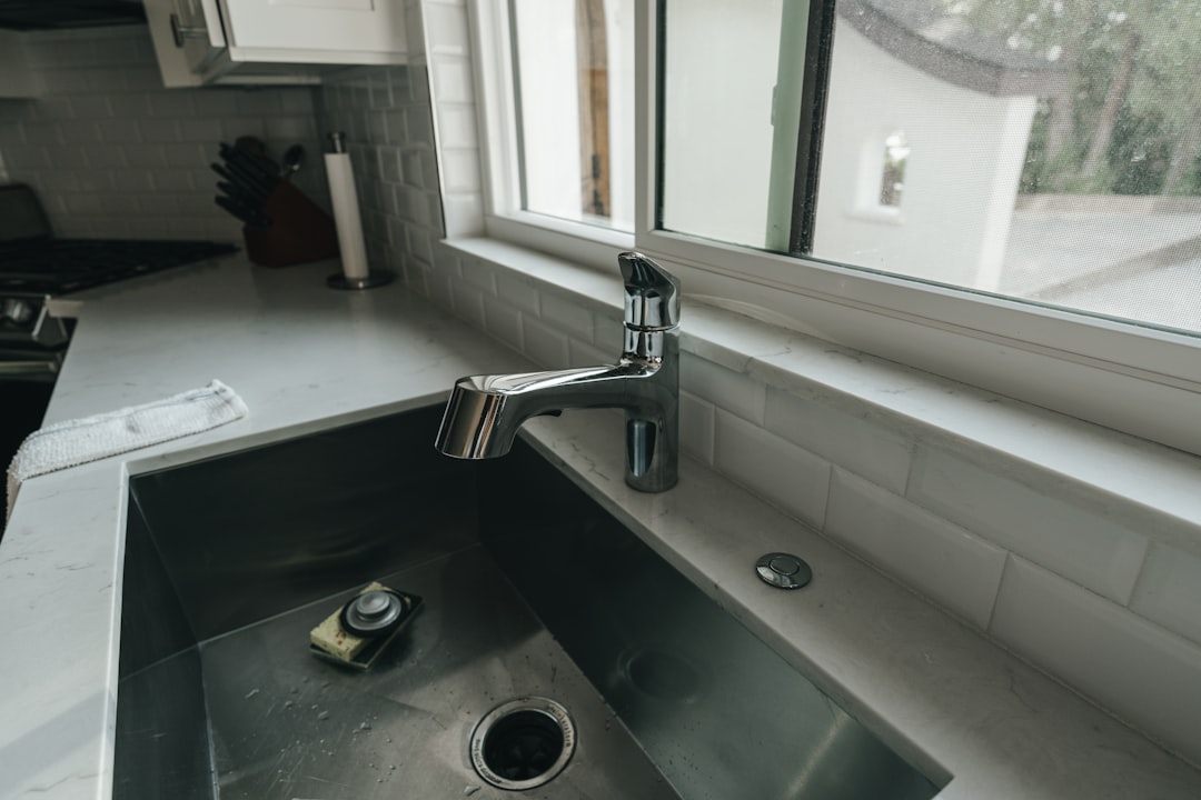 Kitchen Sink With A Stopper In Place