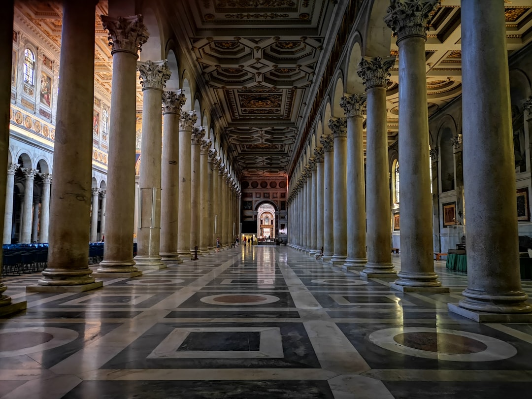 Rome Mosque Architecture Interior Columns Light Travertine