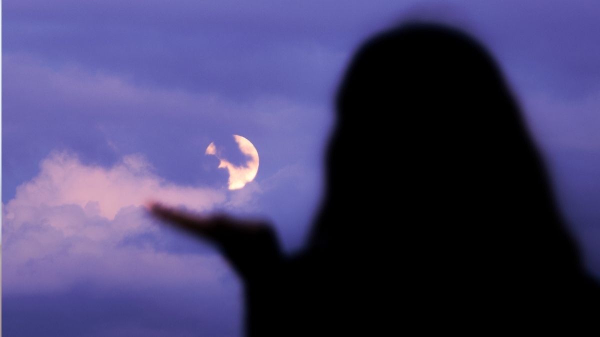 Early February Ushers in Powerful Lunar Energy Calling for Clarity and Courage