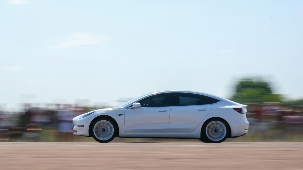 Tesla Prepares to End Production of Model S and Model X