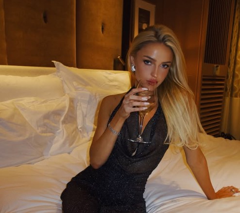 Top Tennis Star’s Girlfriend Was Mocked for Her Looks and She Hit Back