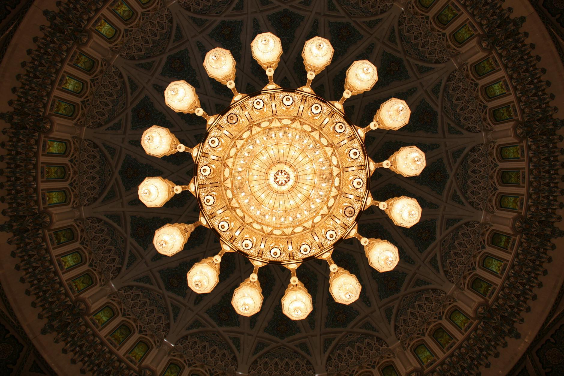 Sultan Qaboos Grand Mosque Interior And Exterior Architecture