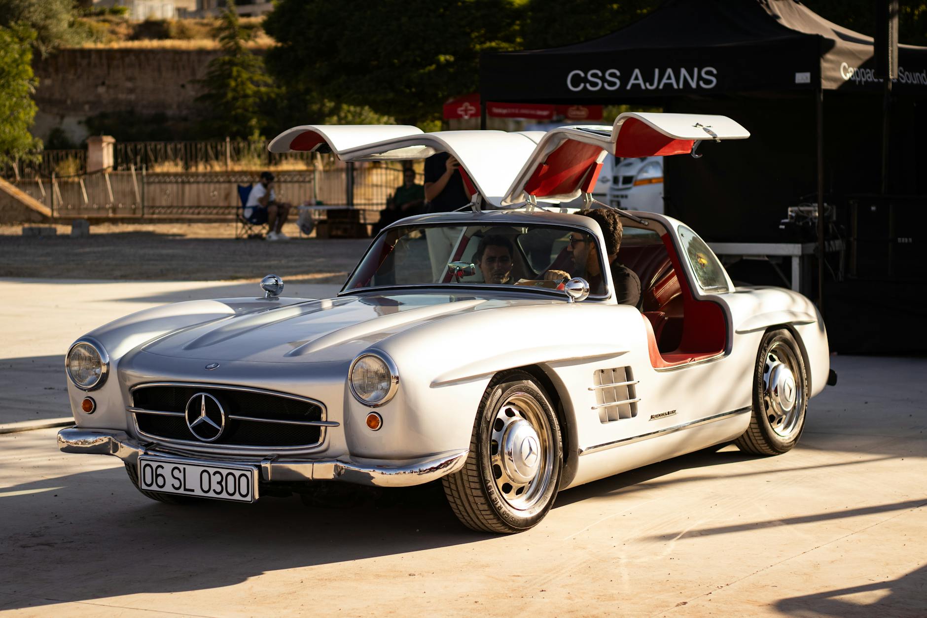 Mercedes Benz 300SL Gullwing Vintage Car