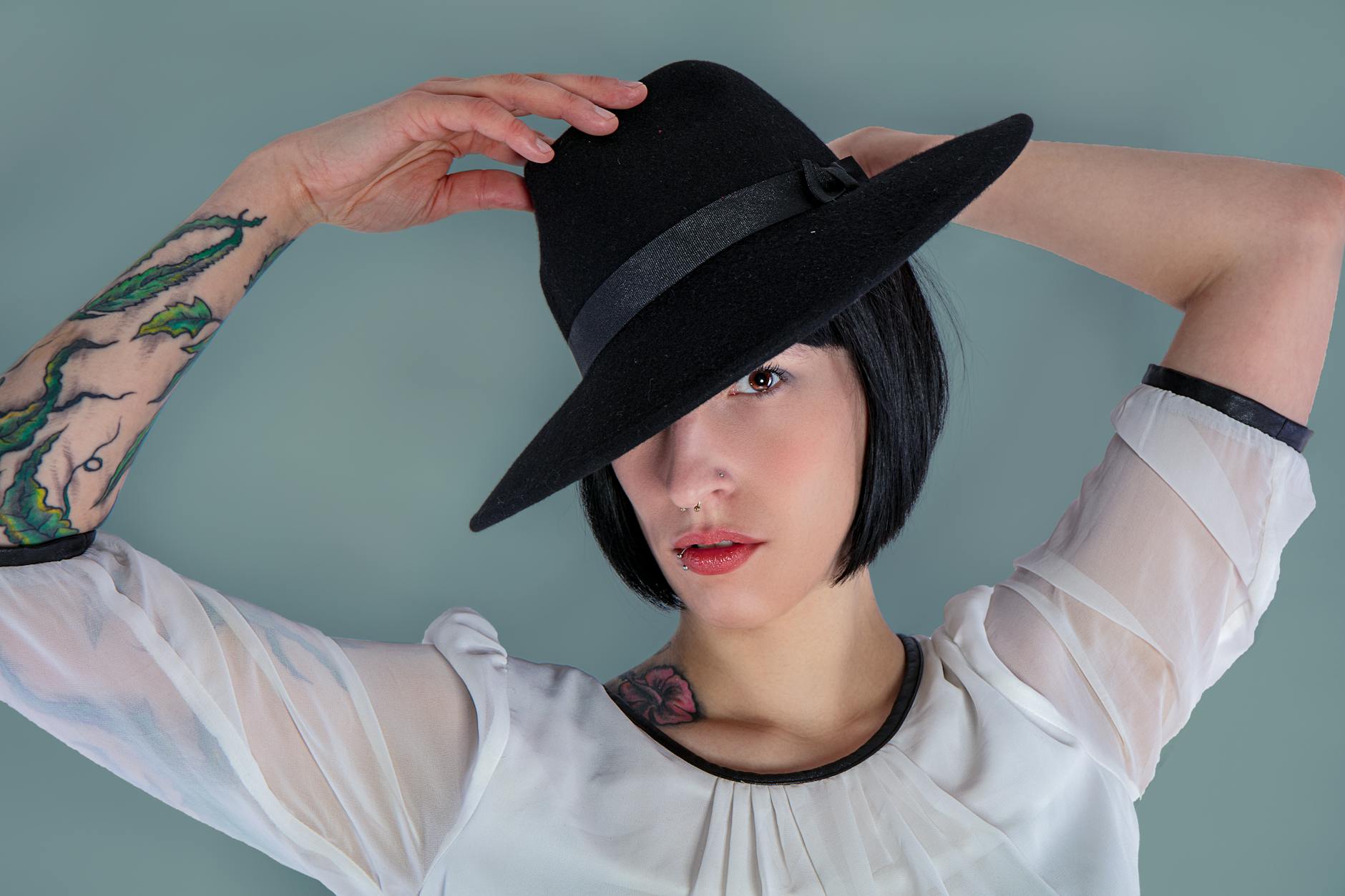 Angular Fedora Hat On A Model With A Round Face