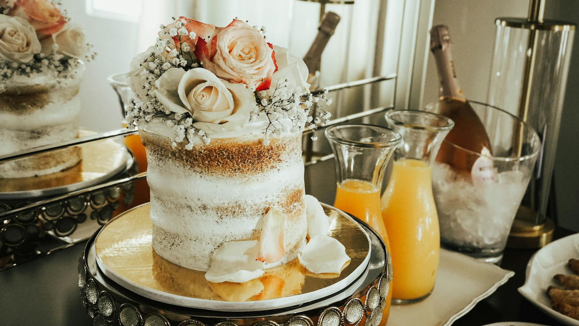 Naked Cake