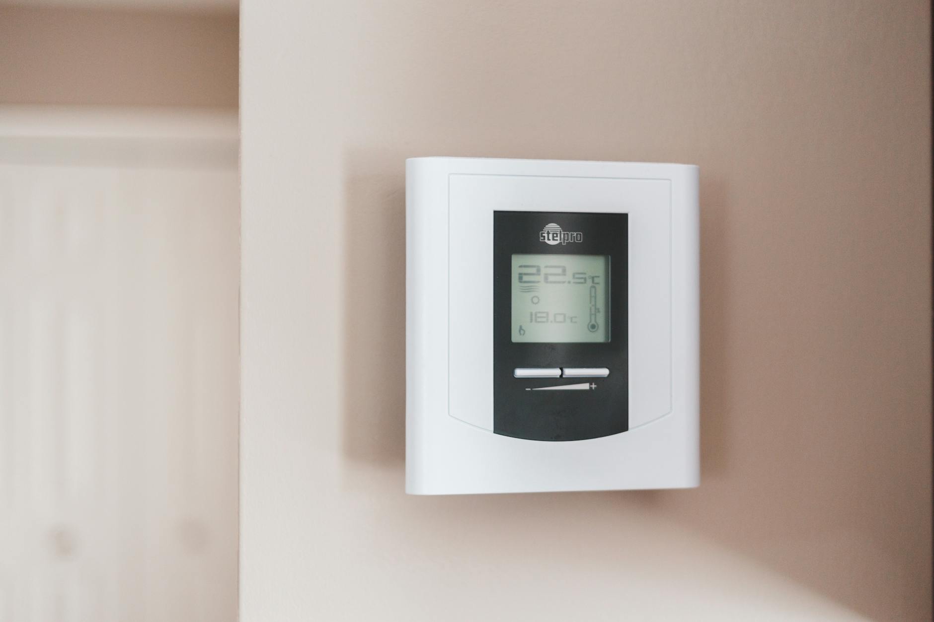 Smart Thermostat In A Modern Home Interior