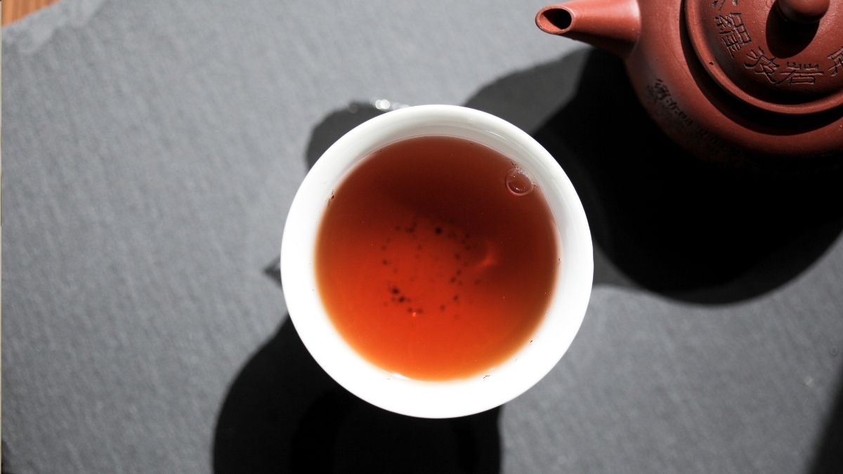 Gastroenterologists Recommend the Top Beverage for Supporting Gut Health