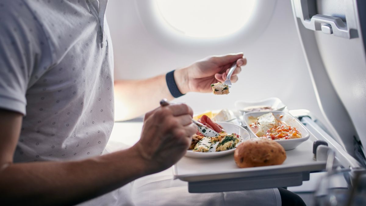 Here Are the Foods Flight Attendants Say You Should Never Eat on a Plane