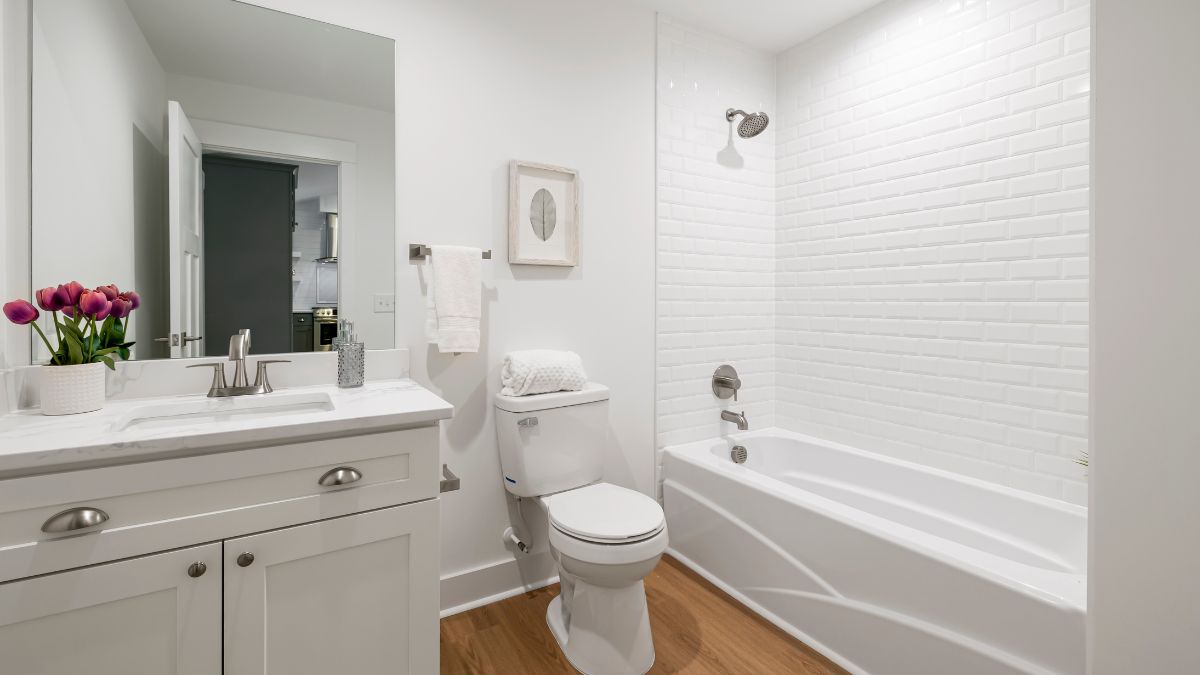 Things Guests Hate About Your Bathroom But Won’t Tell You