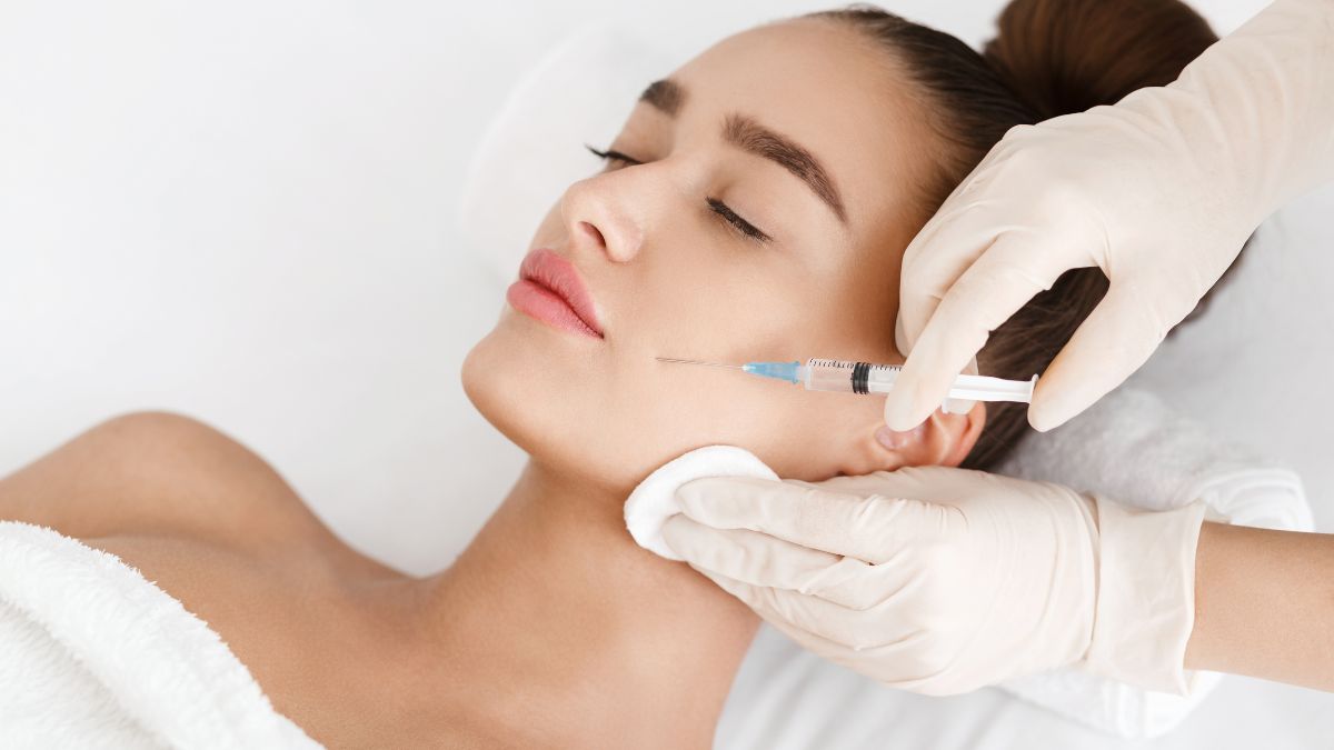 Why Anti-Vaccine Women Have No Fear of Botox Injections