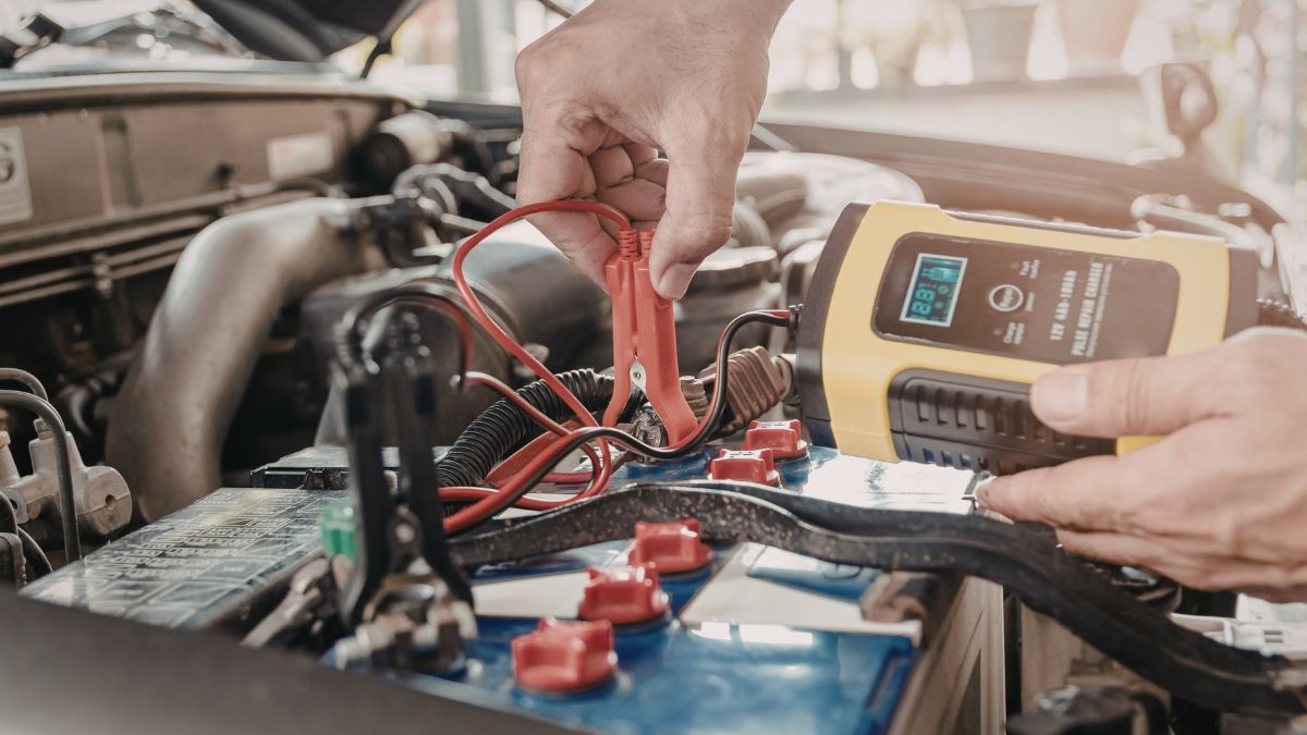 Signs Your Car Battery Is About to Die