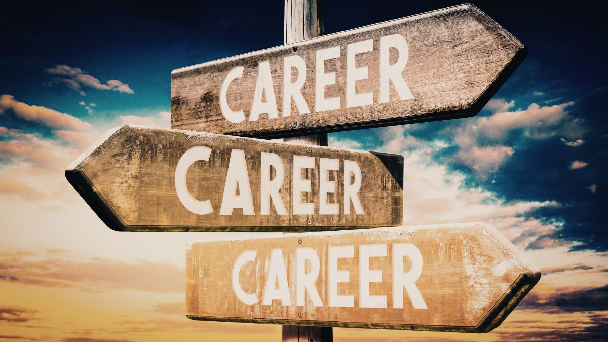 The Best Career Path for You According to Your Zodiac Sign