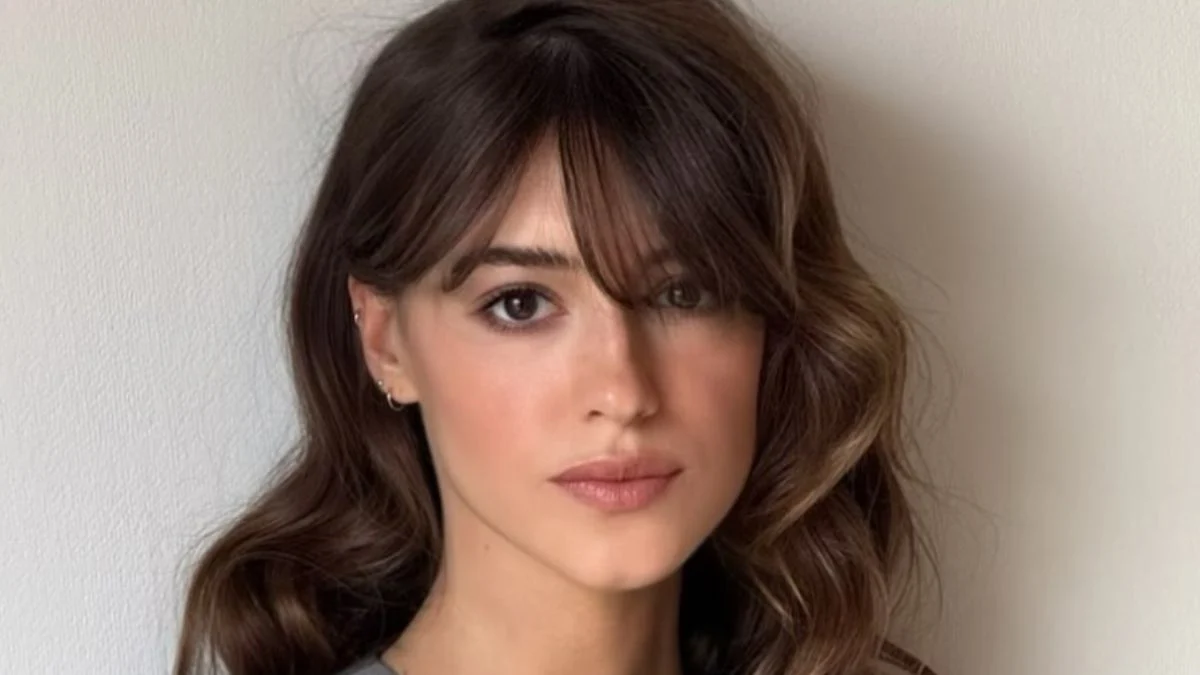 Daisy Edgar-Jones’s Flirty White Feather Mini Dress Is Pure Angelic Perfection